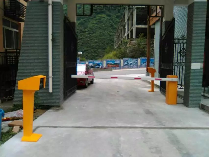 建平县建平县四川巴中市道闸